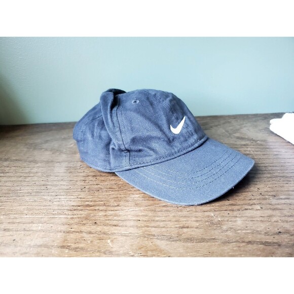 Nike Infant Toddler Strapback Hat Gray Embroidered Swoosh Ballcap 2319-693 - Picture 1 of 8